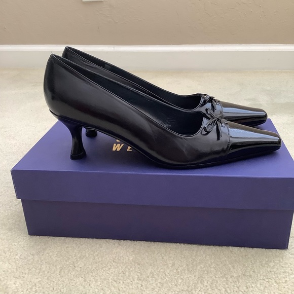 Stuart Weitzman Pointed Toe Black Heels - Picture 3 of 3